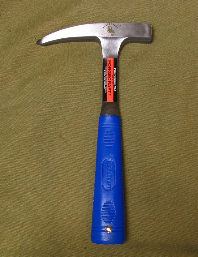 Geological hammer H40 - 830 g | LovecPokladu.cz