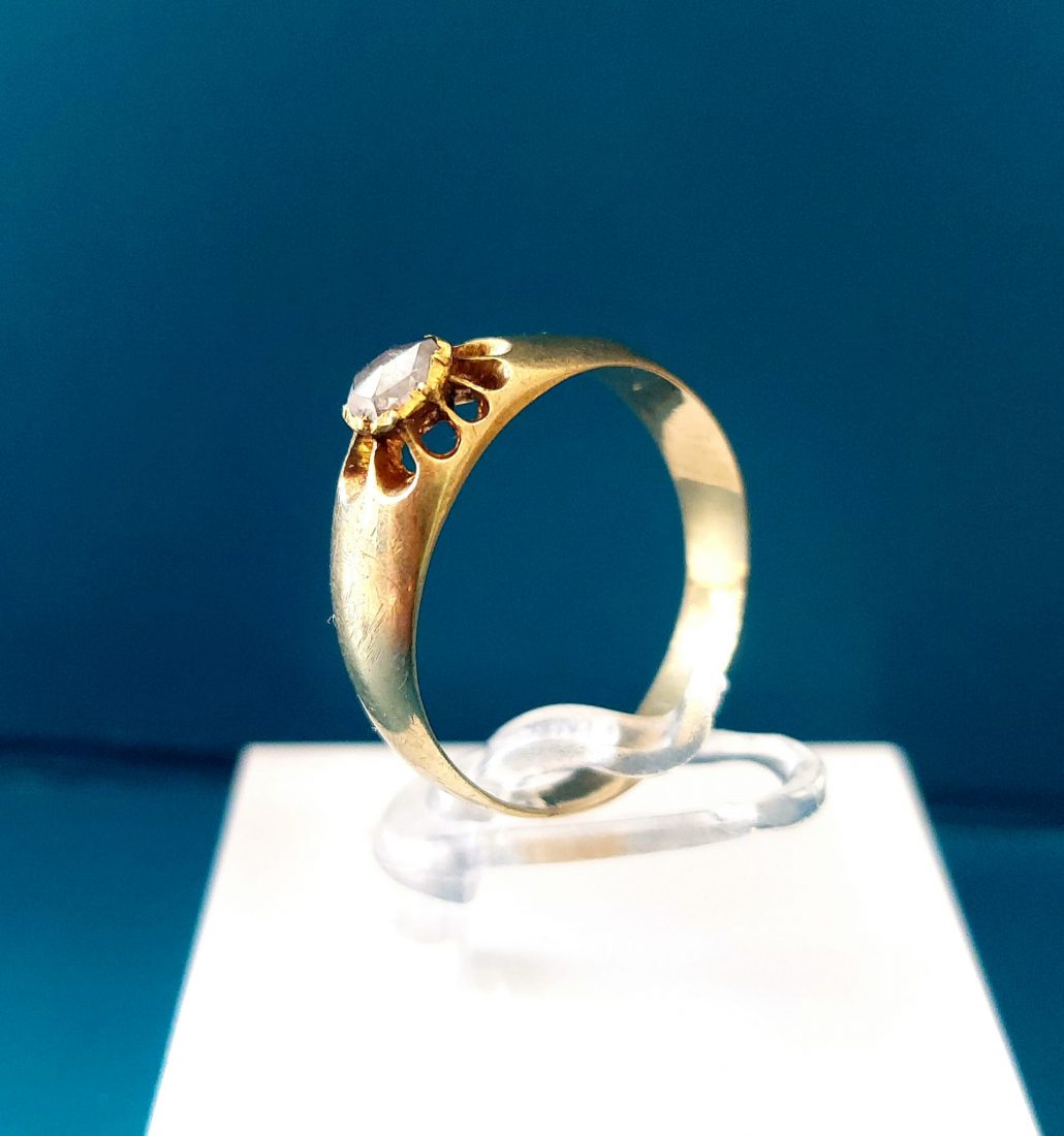 Au prsten s Diamantovou routou 3,37 gramů | LovecPokladu.cz