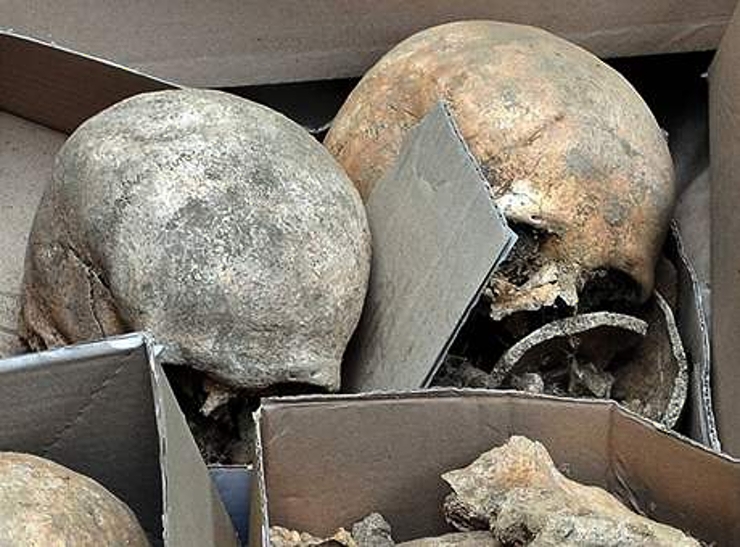 4. 7. 2010 283 German skulls buried