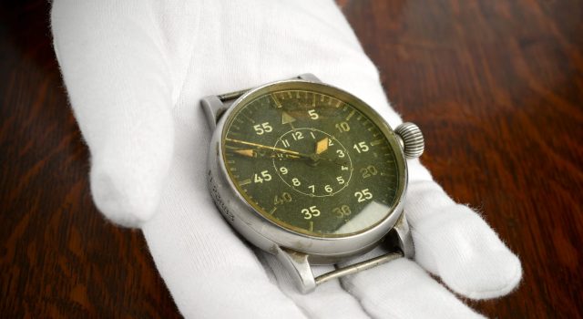 Luftwaffe pilot's watch on sale for 200,000 | LovecPokladu.cz