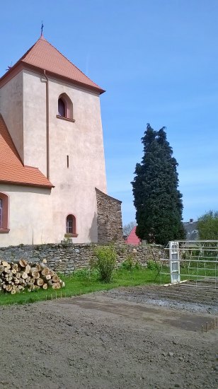 Kostel sv.Václava v Dobrovítově